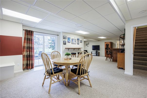 Dining room, Interior, Recessed Lighting