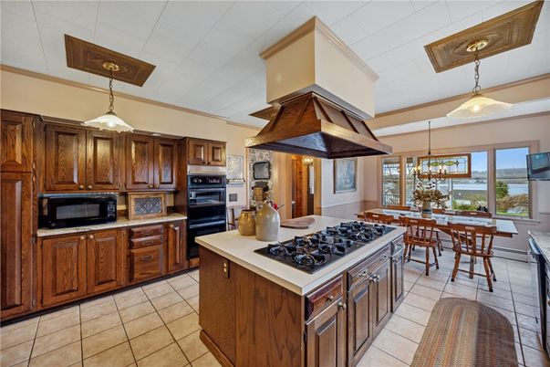 Dining room, Interior, Kitchen, Pendant Lights