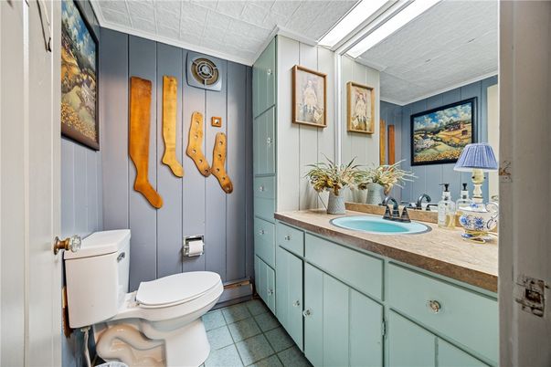 Bathroom, Interior