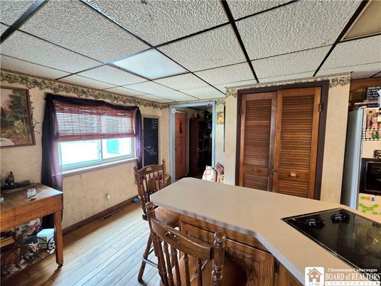 Dining room, Interior, Wood Texture Flooring