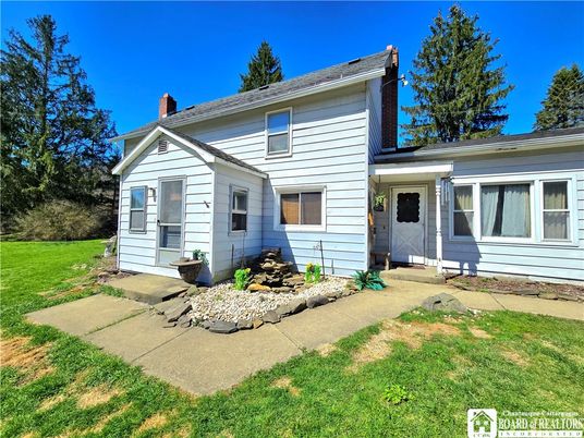 Backyard, Exterior, Facade, Farmhouse