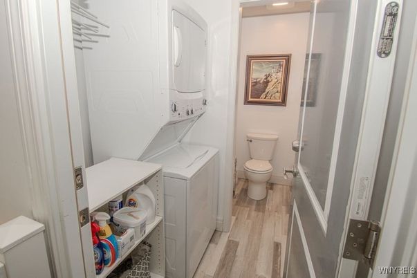 Interior, Utility Closets, Washer, Wood Texture Flooring