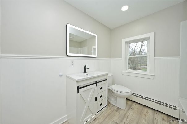 Bathroom, Interior, Recessed Lighting, Wood Texture Flooring