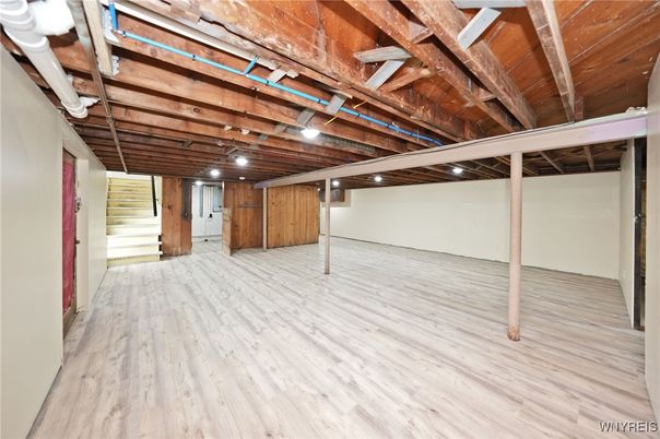 Empty room, Interior, Wooden Beams, Wooden Ceilings, Wood Texture Flooring