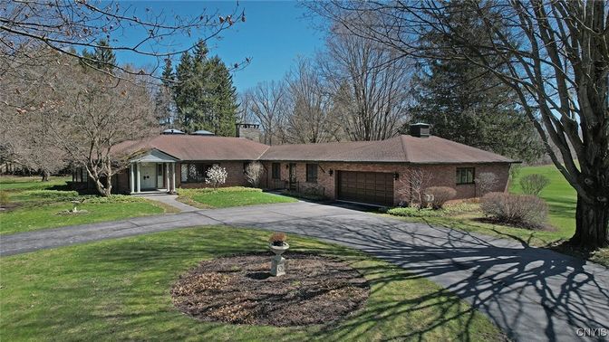 Attached, Backyard, Exterior, Facade, Brick Facade, Ranch