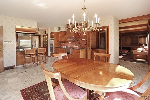 Chandelier, Dining room, Interior, Kitchen, Marble, Stainless Steel Appliances