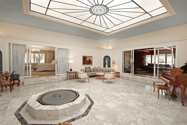 Chandelier, Interior, Living room, Marble, Piano