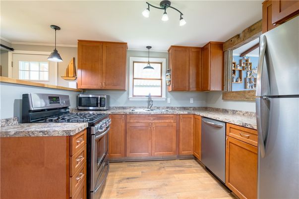 Interior, Kitchen, Pendant Lights, Wood Texture Flooring