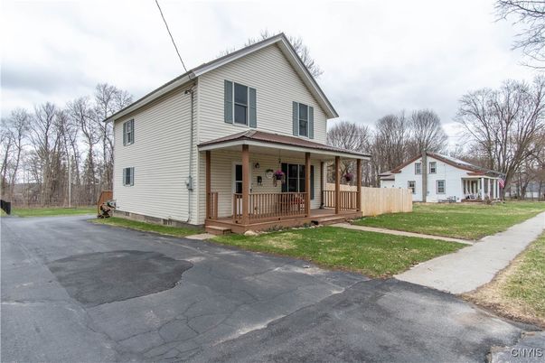 Backyard, Exterior, Facade, Farmhouse