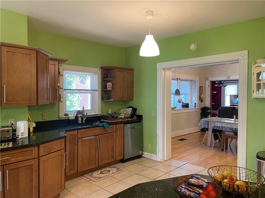 Dining room, Interior, Kitchen, Pendant Lights, Wood Texture Flooring
