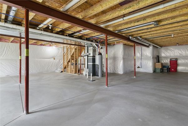 Garage, Interior, Wooden Beams