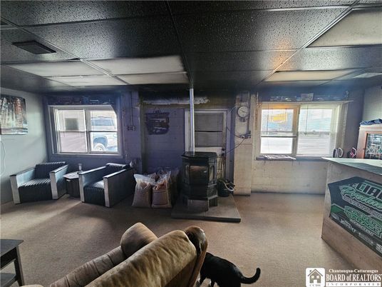 Home Office, Interior