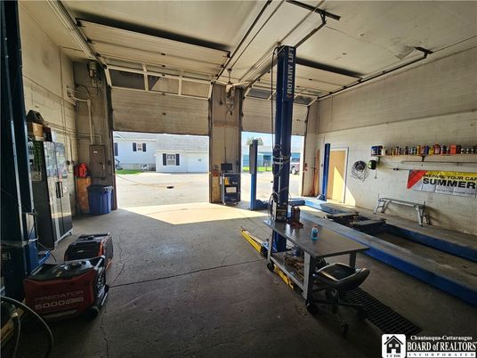Fitness Equipment, Garage, Interior