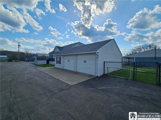 Backyard, Detached Garage, Exterior