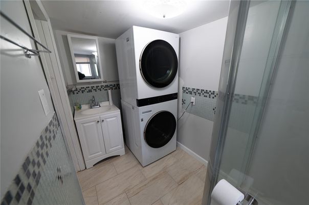Interior, Utility Closets, Washer