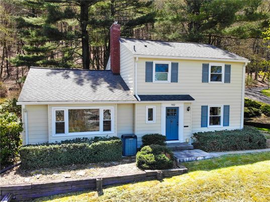 Exterior, Facade, Cape Cod