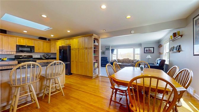 Dining room, Interior, Kitchen, Living room, Recessed Lighting, Wood Texture Flooring