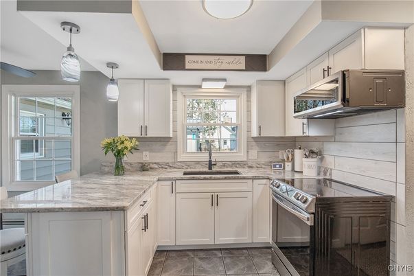 Interior, Kitchen, Pendant Lights