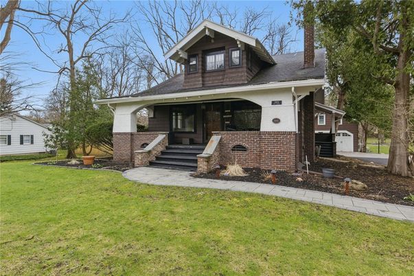 Exterior, Facade, Brick Facade, American Foursquare