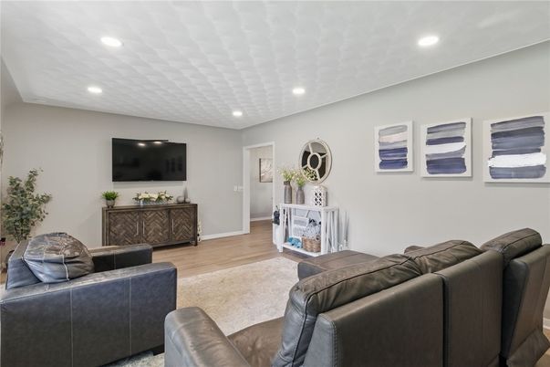 Interior, Living room, Recessed Lighting, Wood Texture Flooring