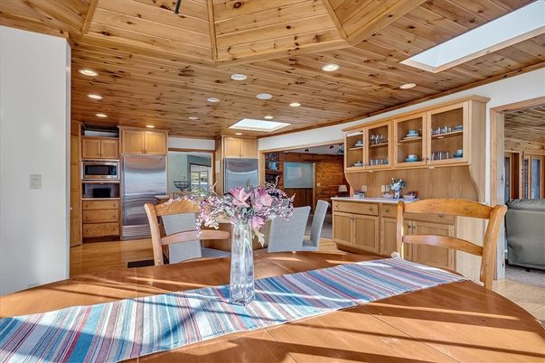 Dining room, Interior, Kitchen, Recessed Lighting, Stainless Steel Appliances, Wooden Ceilings, Wood Texture Flooring