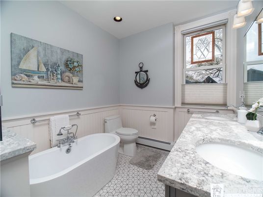 Bathroom, Dual Sink Vanities, Free Standing Baths, Interior, Recessed Lighting