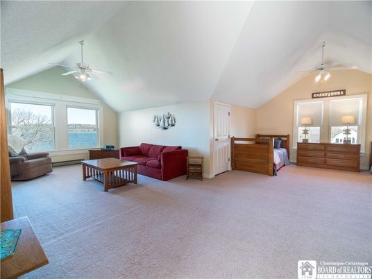 Interior, Living room, Water