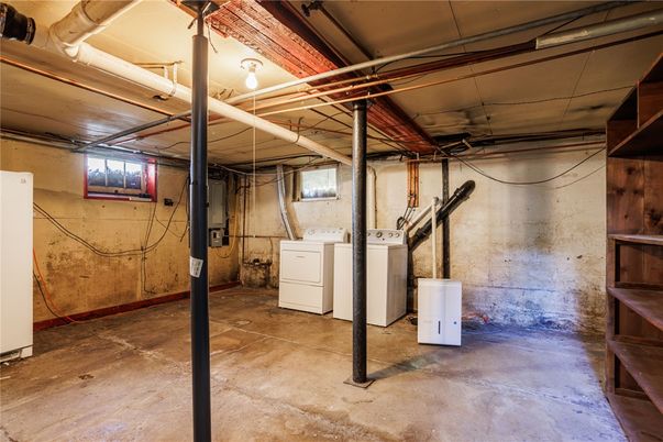 Interior, Washer