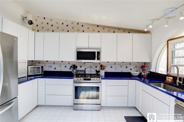 Interior, Kitchen, Stainless Steel Appliances