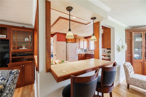 Interior, Kitchen, Pendant Lights, Recessed Lighting, Wood Texture Flooring