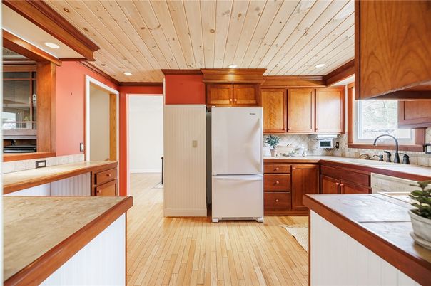 Interior, Kitchen, Recessed Lighting, Wooden Ceilings, Wood Texture Flooring