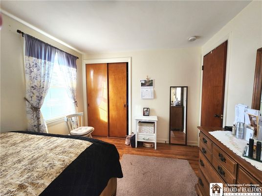 Bedroom, Fireplace, Interior, Wood Texture Flooring