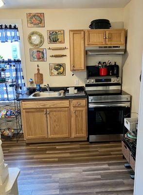 Interior, Kitchen, Wood Texture Flooring