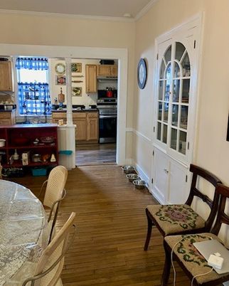 Dining room, Interior, Kitchen, Stainless Steel Appliances, Wood Texture Flooring