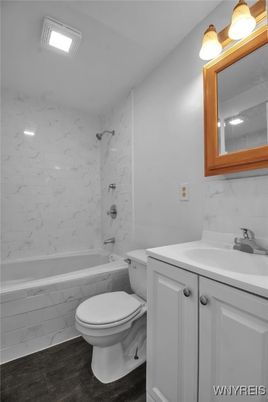 Bathroom, Interior, Marble Walls