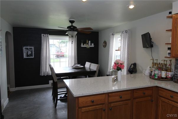 Dining room, Interior, Recessed Lighting