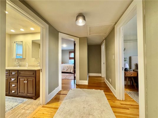 Bathroom, Bedroom, Interior, Recessed Lighting, Wood Texture Flooring