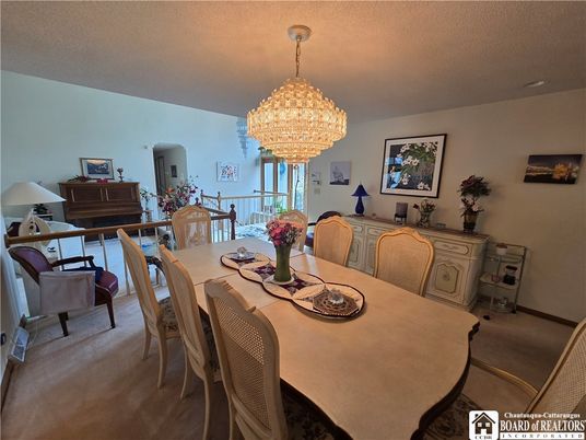 Chandelier, Dining room, Interior, Piano