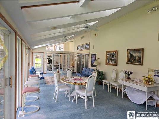 Dining room, Interior