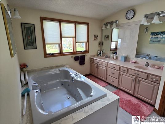 Bathroom, Dual Sink Vanities, Interior
