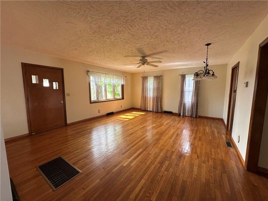 Empty room, Interior, Pendant Lights, Wood Texture Flooring