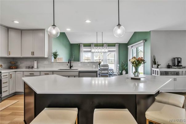 Dining room, Interior, Kitchen, Pendant Lights, Recessed Lighting, Wood Texture Flooring