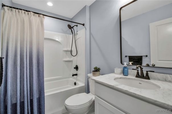 Bathroom, Interior, Recessed Lighting