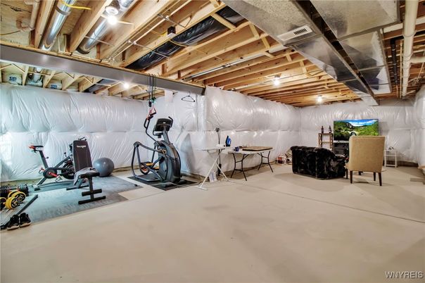 Fitness Equipment, Interior, Wooden Beams