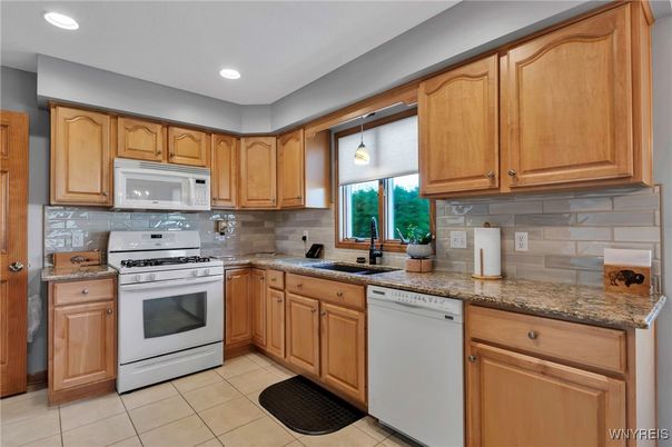 Interior, Kitchen, Pendant Lights, Recessed Lighting