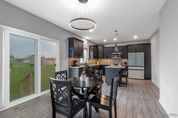 Dining room, Interior, Kitchen, Pendant Lights, Recessed Lighting, Wood Texture Flooring