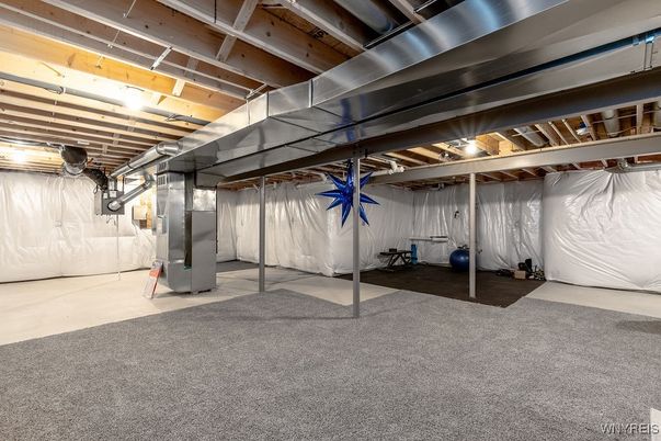 Fitness Equipment, Interior, Wooden Beams