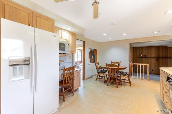Dining room, Interior, Kitchen, Recessed Lighting