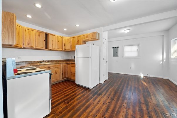 Interior, Kitchen, Recessed Lighting, Wood Texture Flooring