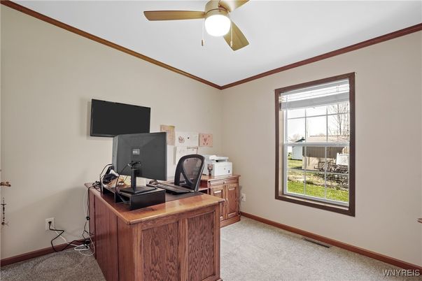 Home Office, Interior